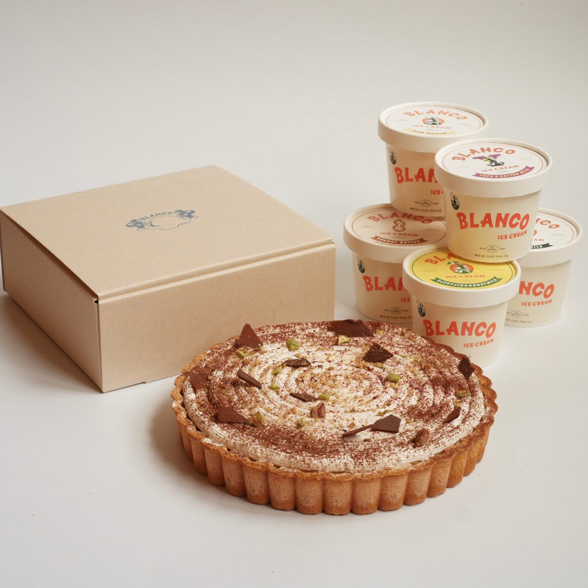 Xmasアイスケーキ(１ホール)+アイスカップ6個セット