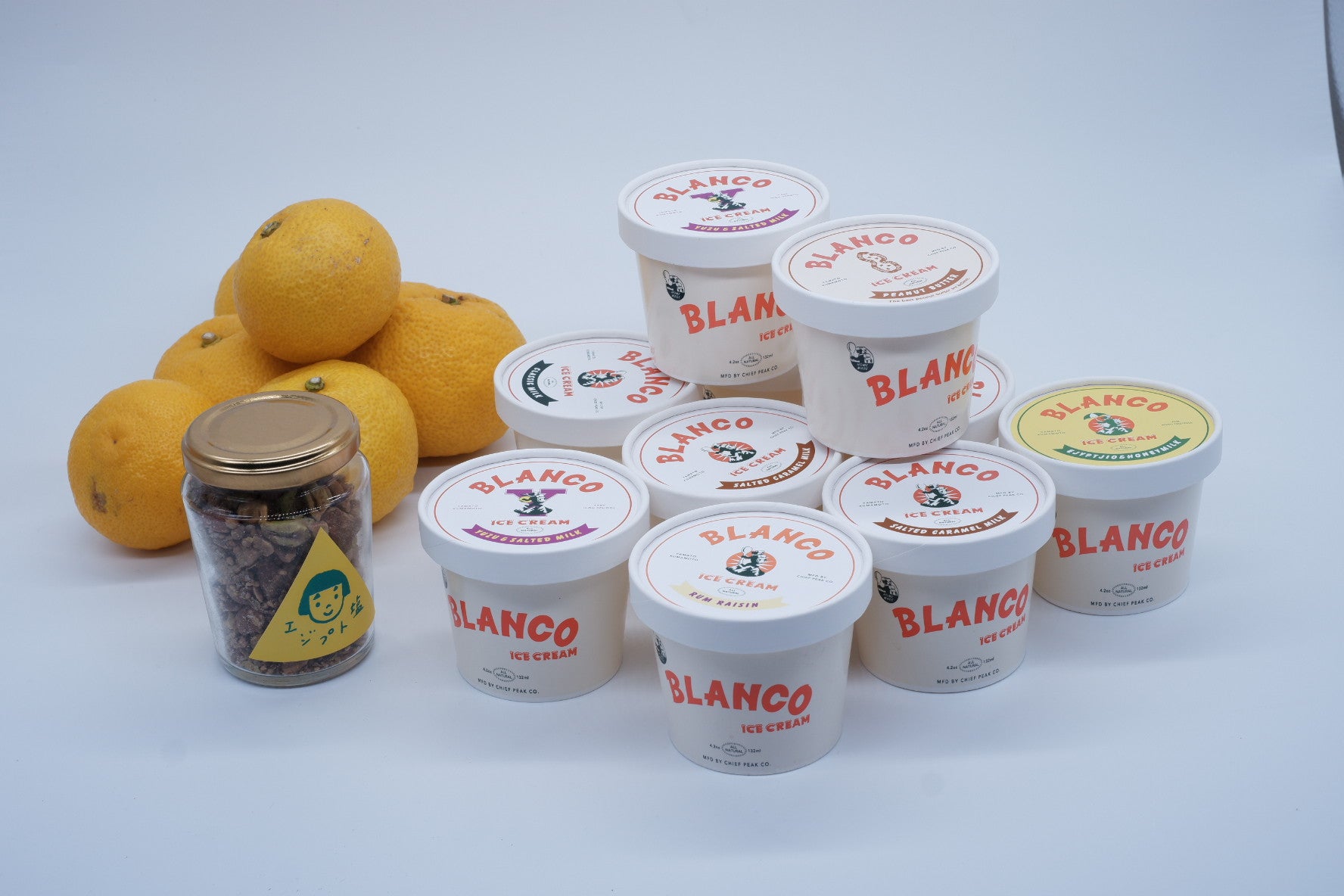 Xmasアイスケーキ(１ホール)+アイスカップ6個セット